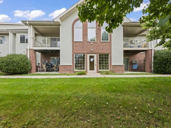 1064 Marietta AVENUE, Unit 214, Ixonia, WI 53036
