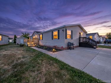 938 Tanner Landing, Raisinville Township, Mi 48161