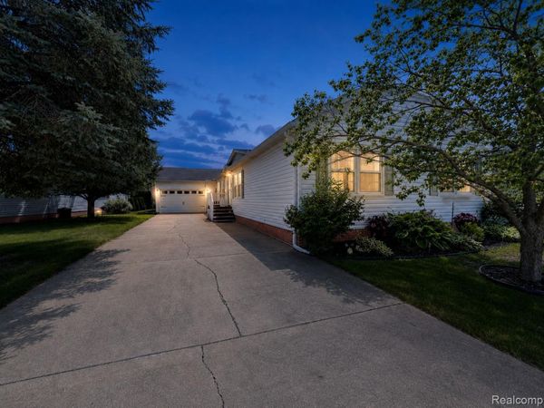 551 Twin Lakes Drive, Kimball Township, Mi 48074
