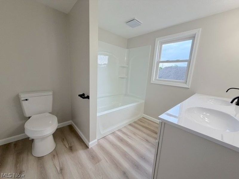 318 W 14th Street, Dover, OH 44622 Photo 13