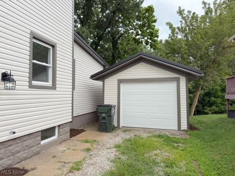 318 W 14th Street, Dover, OH 44622 Photo 22
