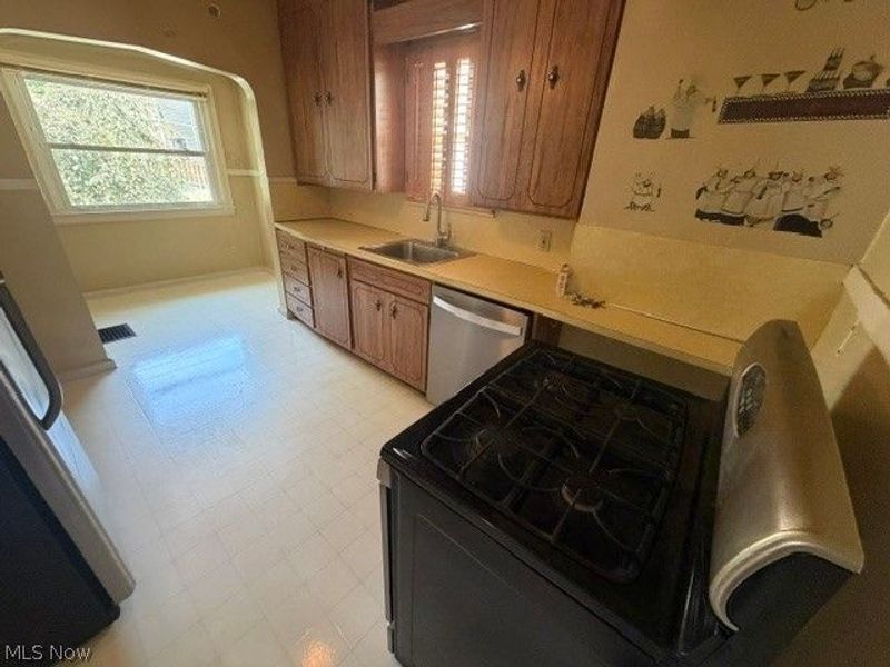 88 Sunnycliff Drive, Euclid, OH 44123 Photo 9