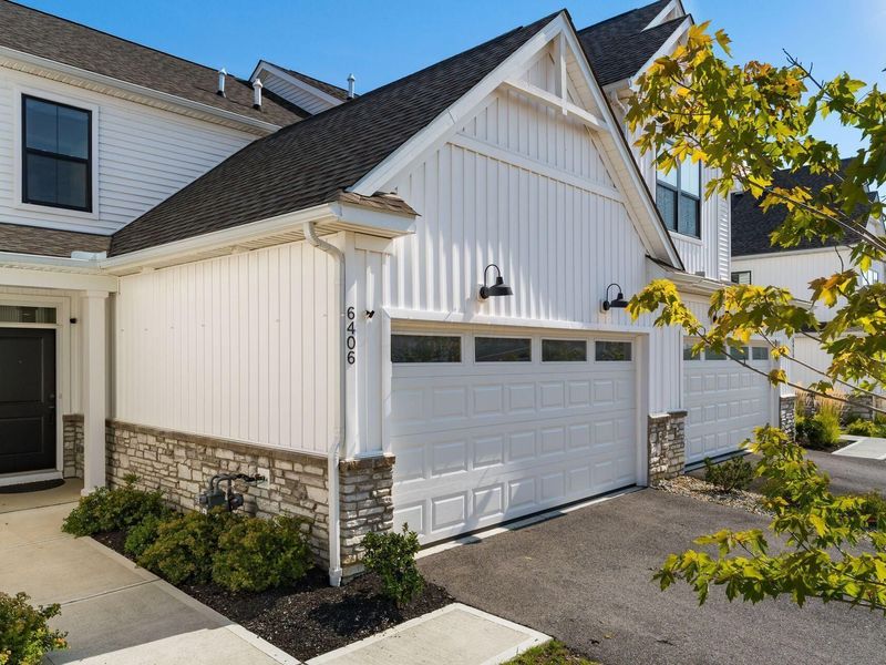 6406 Hamilton Woods Boulevard N, Westerville, OH 43081 Photo 4