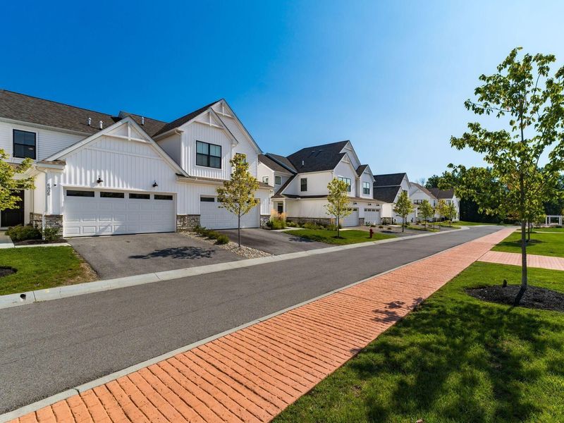6406 Hamilton Woods Boulevard N, Westerville, OH 43081 Photo 6