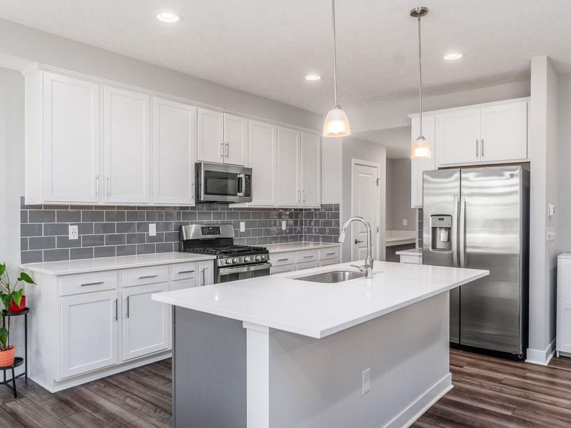 6406 Hamilton Woods Boulevard N, Westerville, OH 43081 Photo 7
