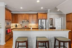 105 Brutus Lane photo 4