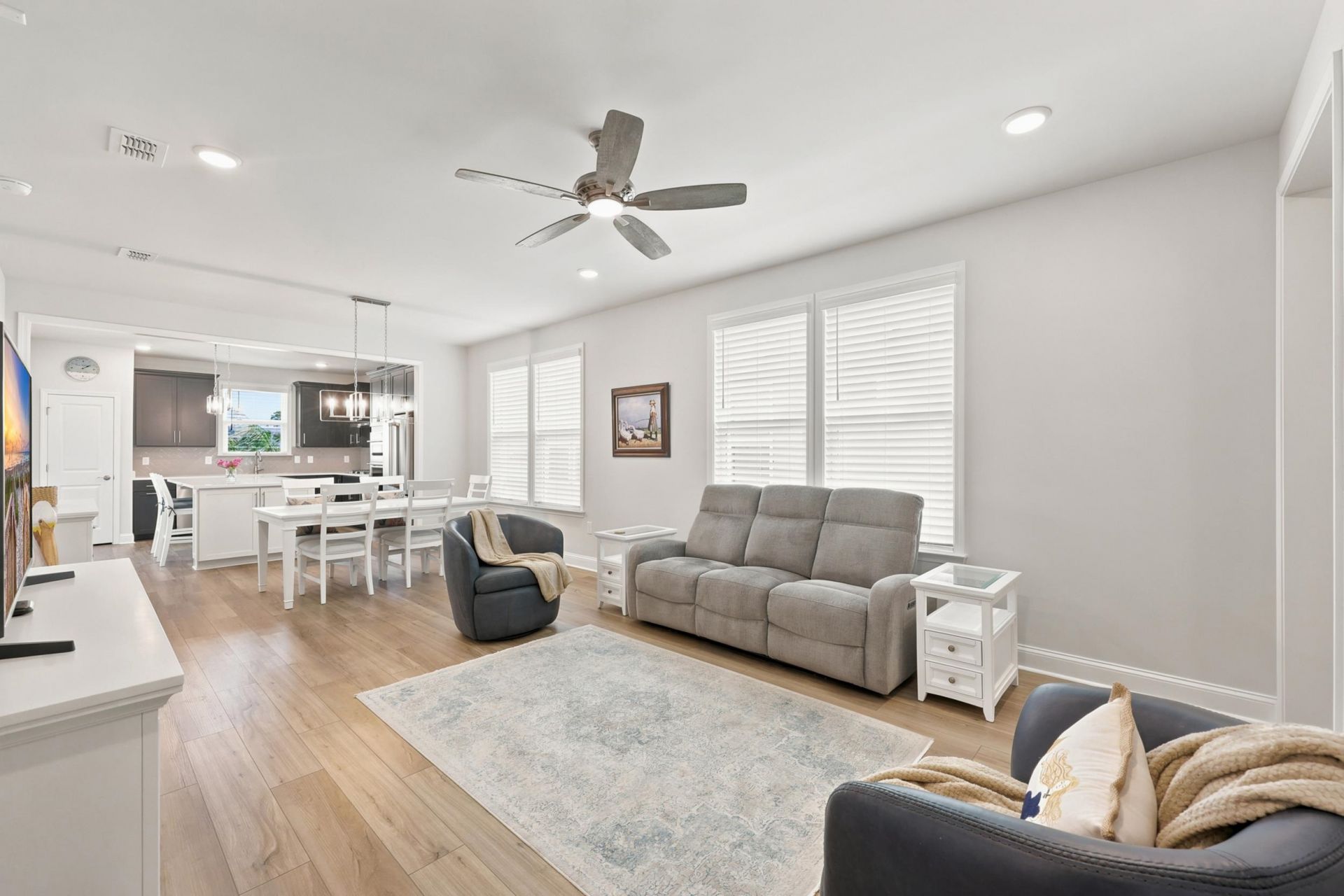 1230 Crested Iris Way Photo 12