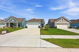 1230 Crested Iris Way photo 4