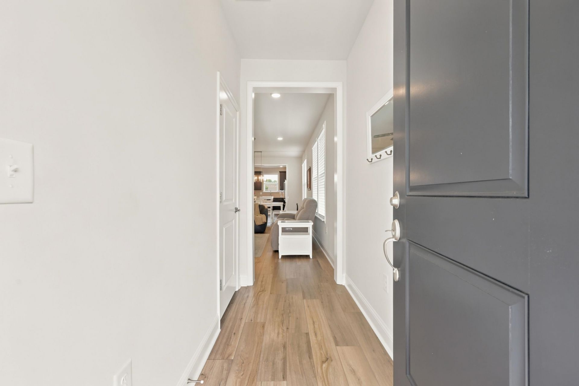 1230 Crested Iris Way Photo 9