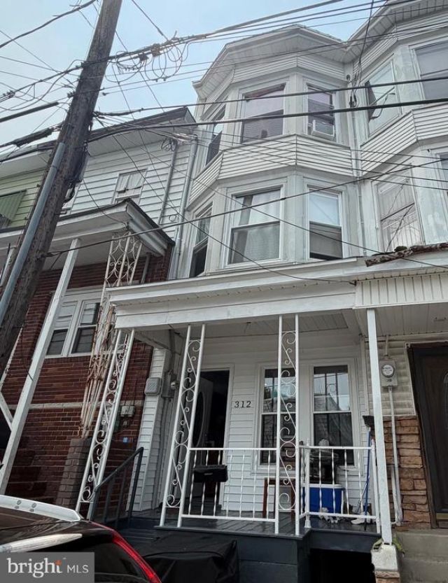 312 S JARDIN STREET , SHENANDOAH, PA 17976