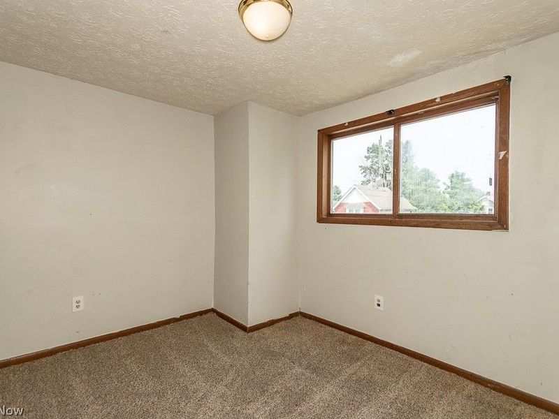 980 Evangeline Road , Cleveland, OH 44110 Photo 20