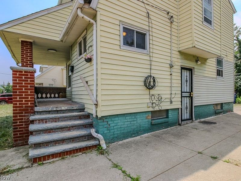 980 Evangeline Road , Cleveland, OH 44110 Photo 28