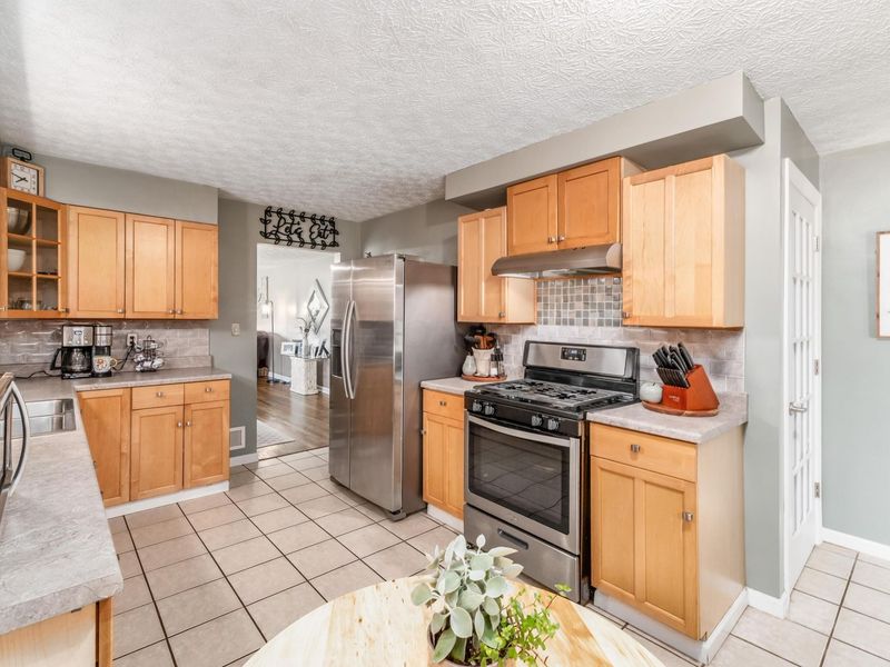 1565 Graham Road, Reynoldsburg, OH 43068 Photo 17