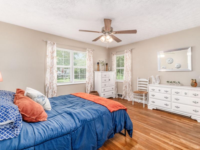 1565 Graham Road, Reynoldsburg, OH 43068 Photo 20