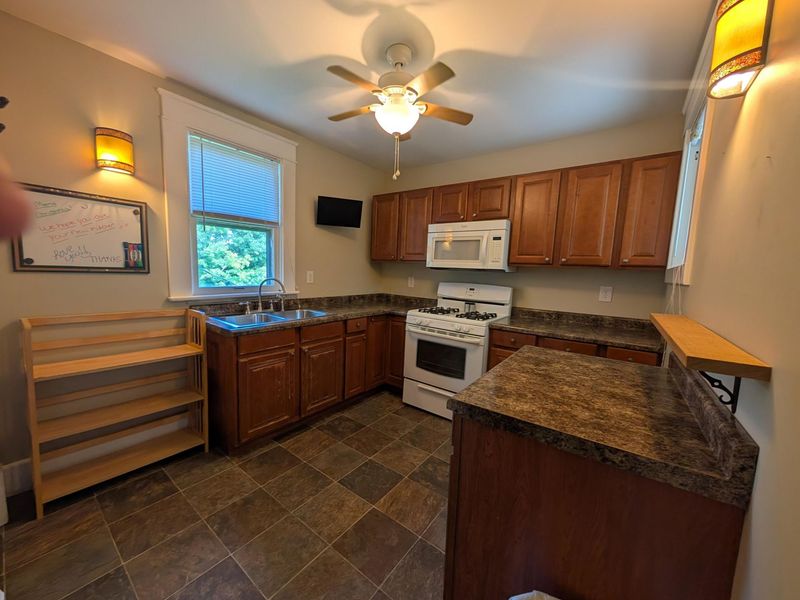 900 W Brown Street , New Lexington, OH 43764 Photo 11