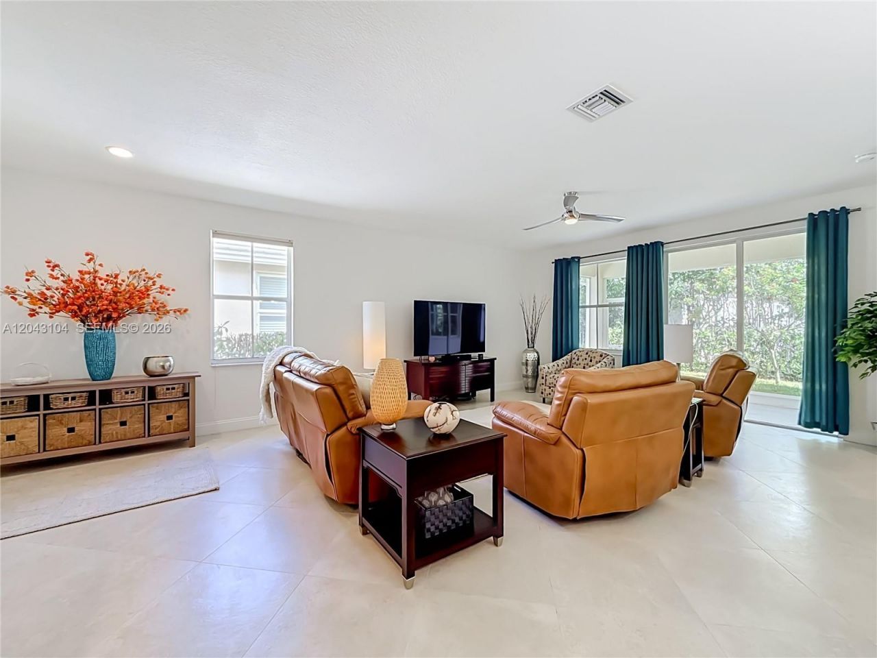 1556 Winterberry Ln , Weston, FL 33327 Photo