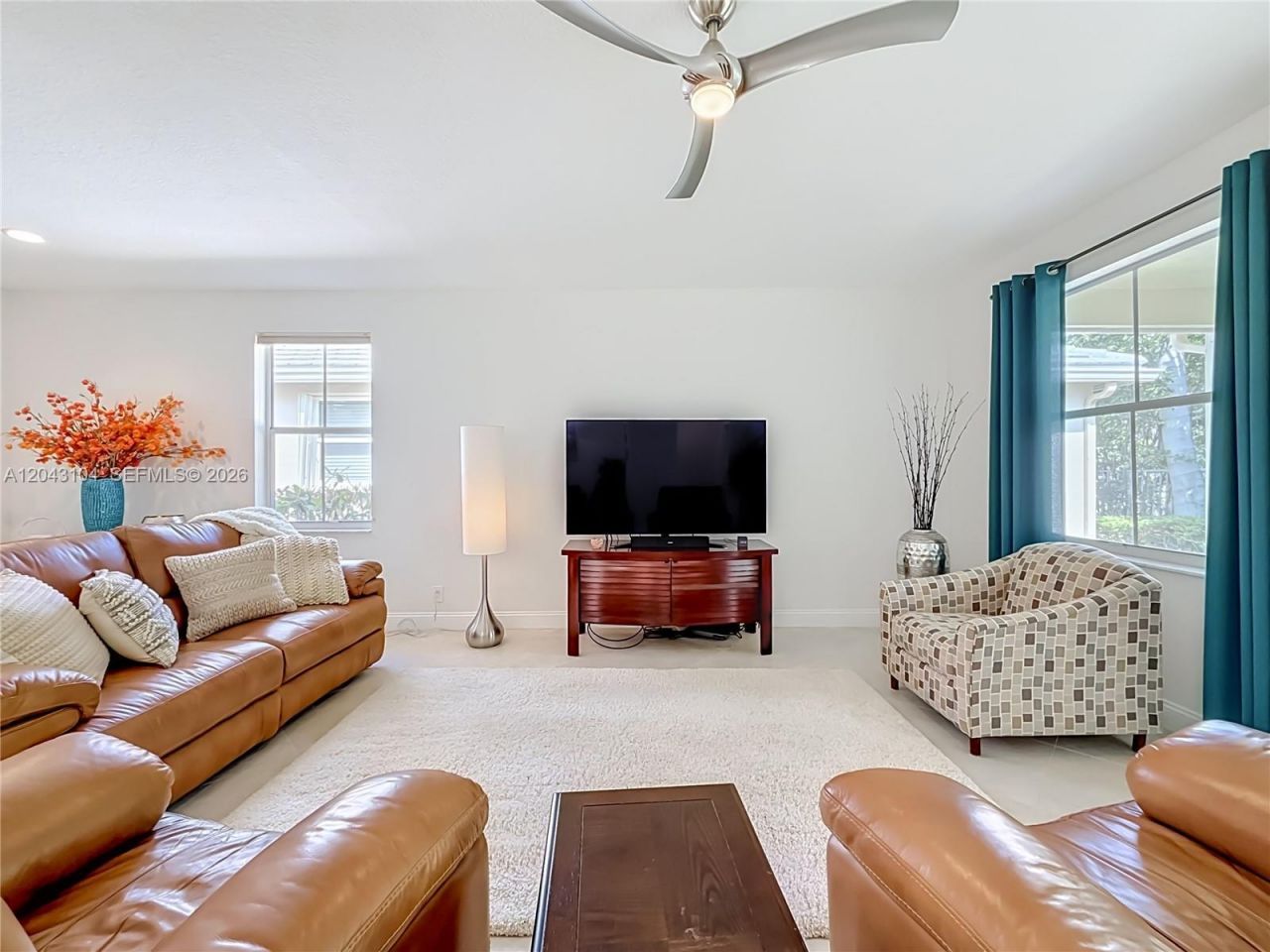 1556 Winterberry Ln , Weston, FL 33327 Photo