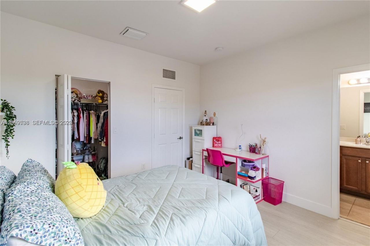 8845 W 35th Ave, Unit 8845, Hialeah, FL 33018 Photo