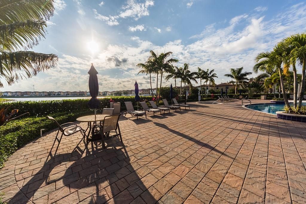 8845 W 35th Ave, Unit 8845, Hialeah, FL 33018 Photo