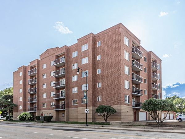 1480 Jefferson Street , Unit 401, Des Plaines, IL 60016