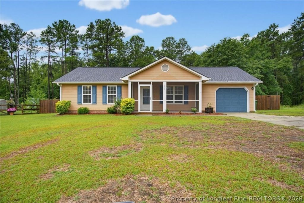 157 Hobson Court, Raeford, NC 28376 Main Photo