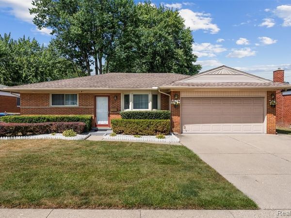 31717 Tecla Drive , Warren, MI 48088