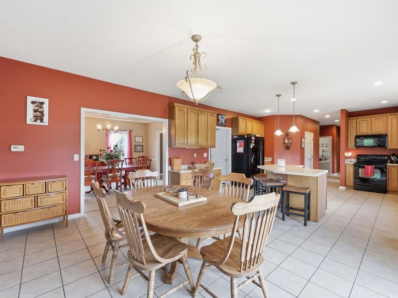 1045 US Highway 42 SW, London, OH 43140 Photo 11