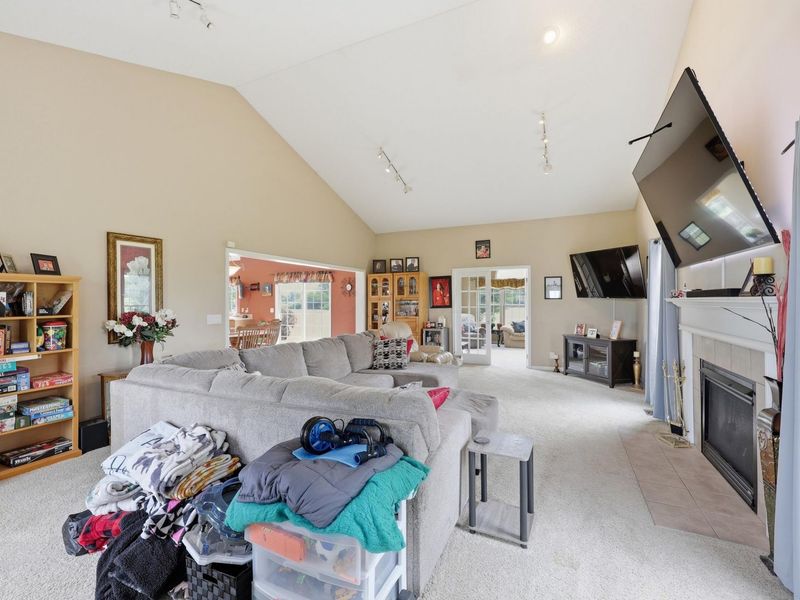 1045 US Highway 42 SW, London, OH 43140 Photo 14