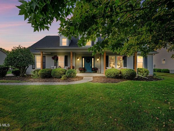 1206 Wildflower Drive, Metamora, OH 43540