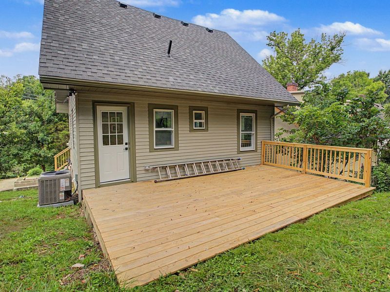 589 Waterworks Road, Fort Thomas, KY 41075 Photo 3