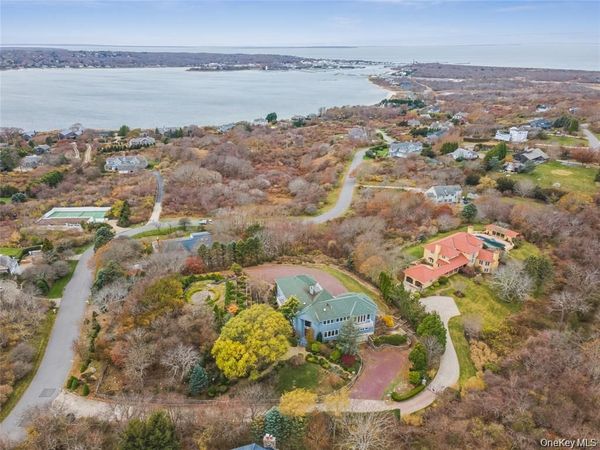 83 Prospect Hill Lane , Southampton, NY 11954