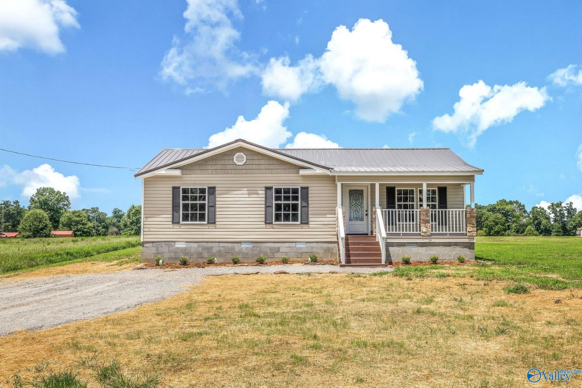 1567 New Hope Road, Boaz, AL 35957 Main Photo