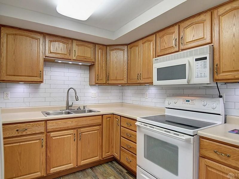 4554 Powell Road, Huber Heights, OH 45424 Photo 11