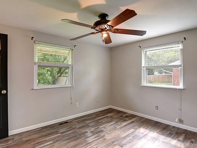 4554 Powell Road, Huber Heights, OH 45424 Photo 17