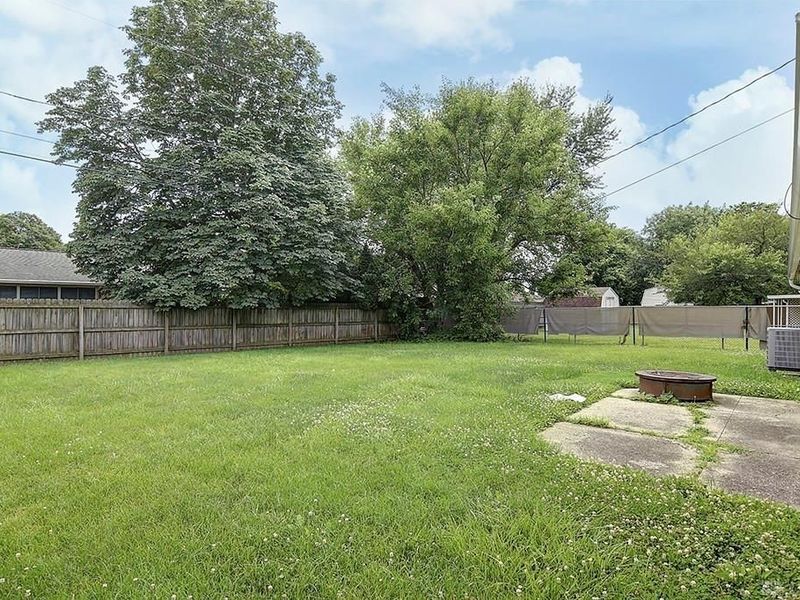 4554 Powell Road, Huber Heights, OH 45424 Photo 23
