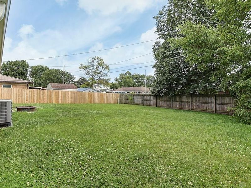4554 Powell Road, Huber Heights, OH 45424 Photo 26