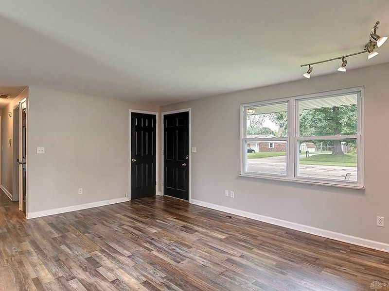 4554 Powell Road, Huber Heights, OH 45424 Photo 6