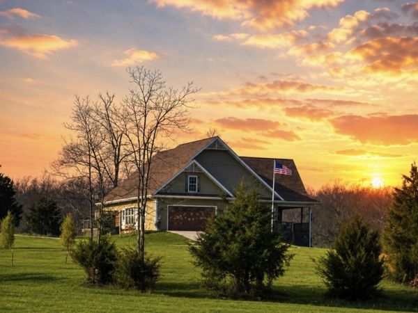 3379 W Highway W, Summersville, MO 65571
