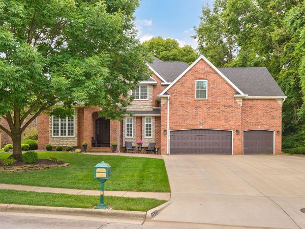 2361 S Celebration Avenue , Springfield, MO 65809