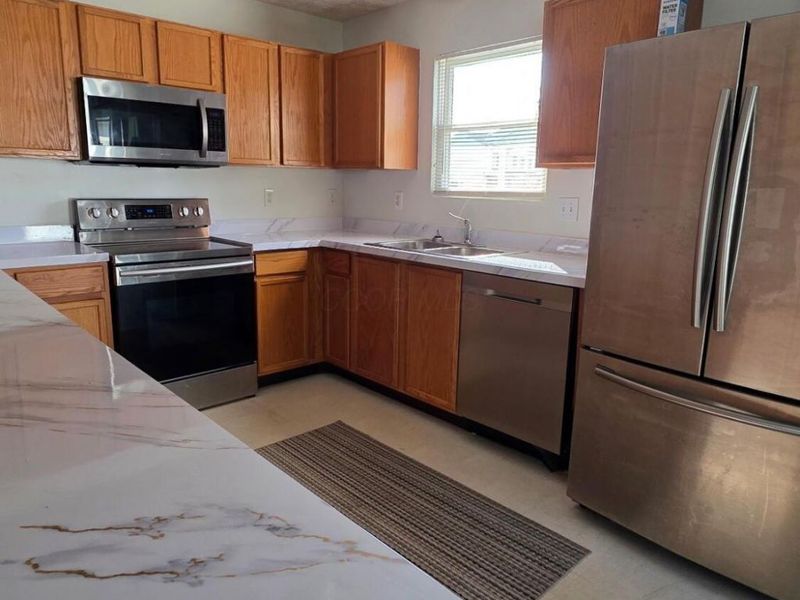 1024 Braxton Boulevard, London, OH 43140 Photo 6
