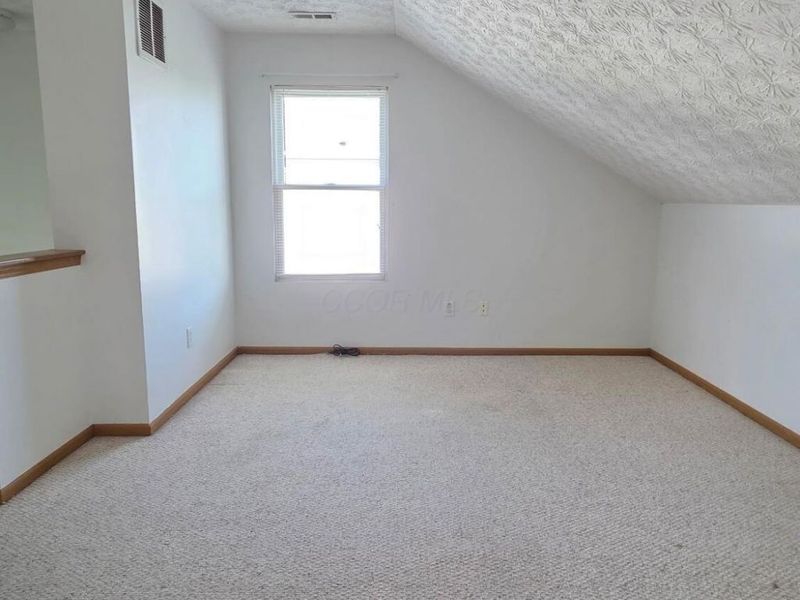 1024 Braxton Boulevard, London, OH 43140 Photo 9