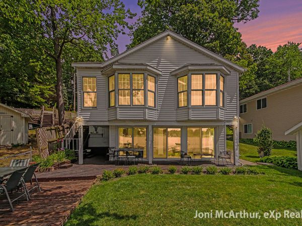 11613 Orchard Park Drive NE, Sparta, MI 49345