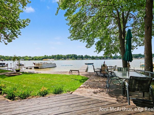 11613 Orchard Park Drive NE, Sparta, MI 49345