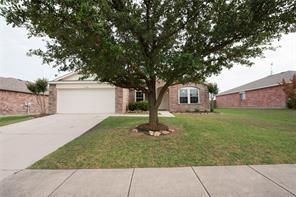 1410 Eagles Nest Trail, Krum, TX 76249 Main Photo