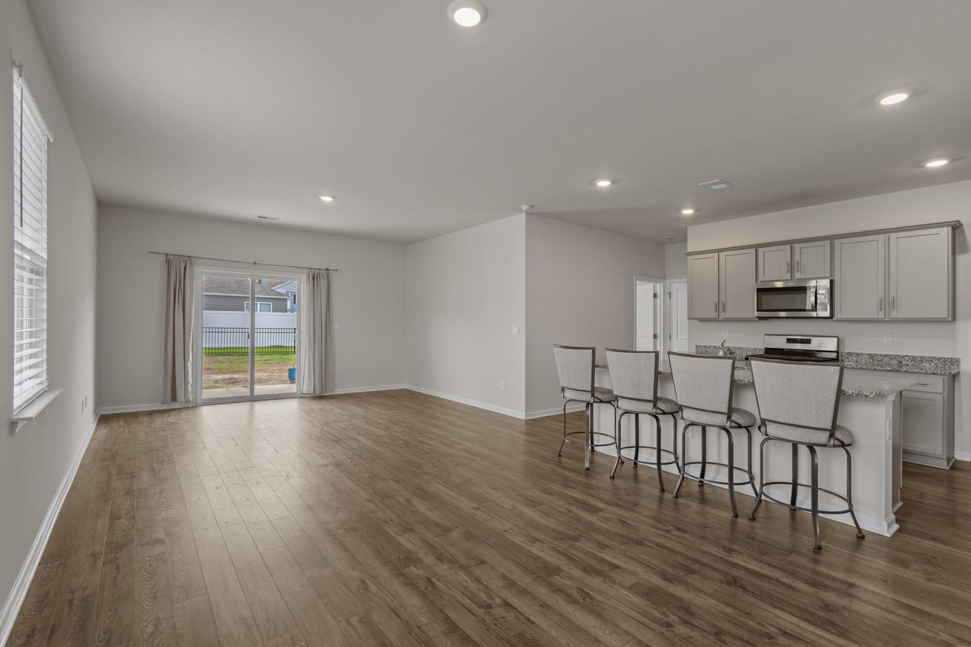 501 Hogwart Ln.  Photo 14