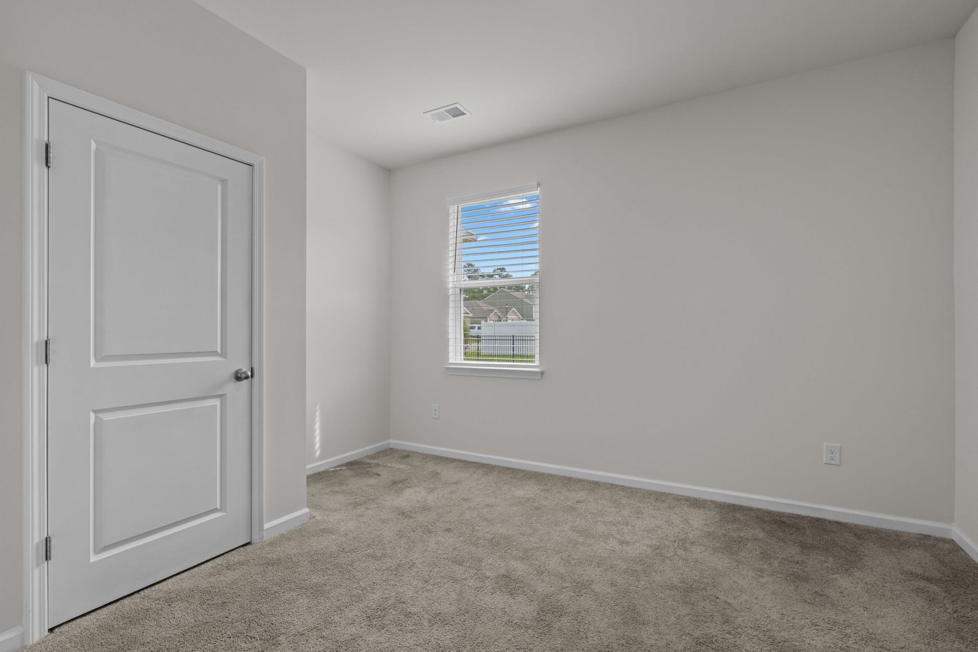 501 Hogwart Ln.  Photo 15