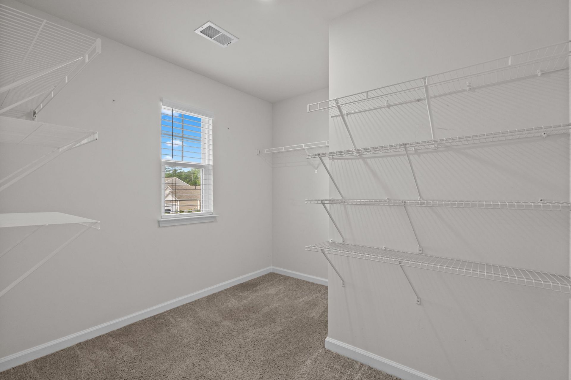 501 Hogwart Ln.  Photo 25