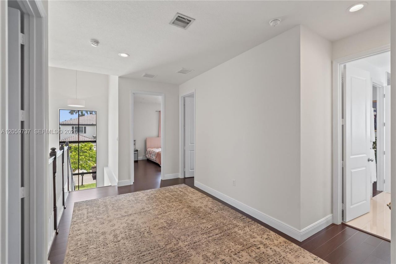 14550 SW 32nd St, Miami, FL 33175 Photo
