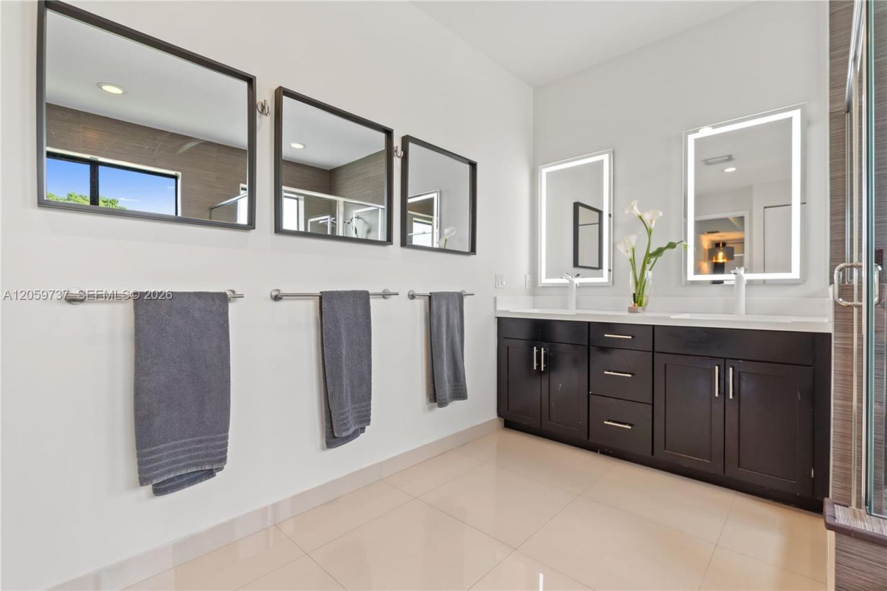 14550 SW 32nd St, Miami, FL 33175 Photo