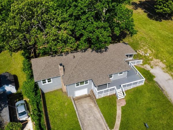 102 S Hickory Street , Bernice, OK 74331